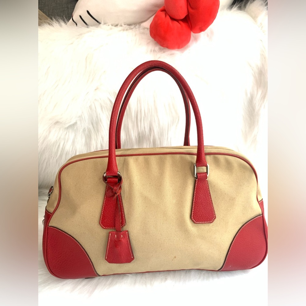 SOLD‼️‼️Prada Canapa